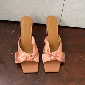 Peach Jaggar the Label square, open toe block heel with tie detail